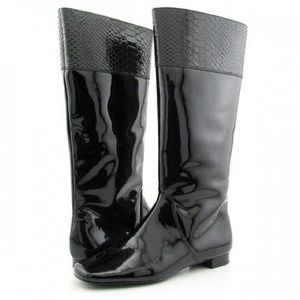 Coach Signature Fresna Black Patent Leather Boots